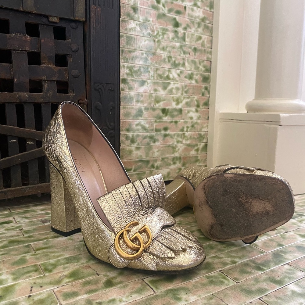 Gucci Gold Heels Luxurious Design